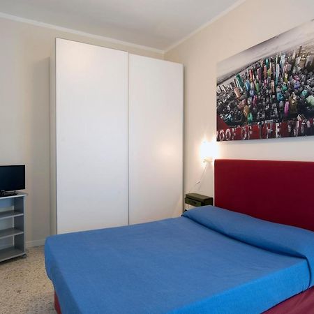 Le Rondini Bed and Breakfast Napels Buitenkant foto