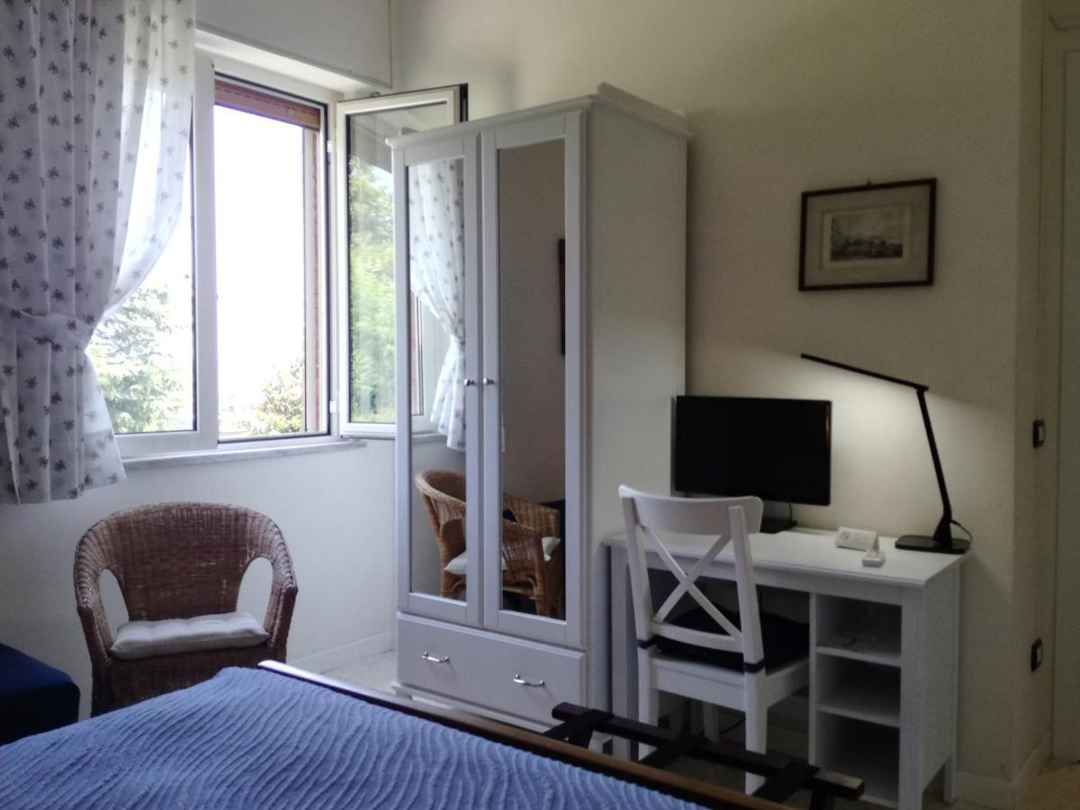 Le Rondini Bed and Breakfast Napels Buitenkant foto