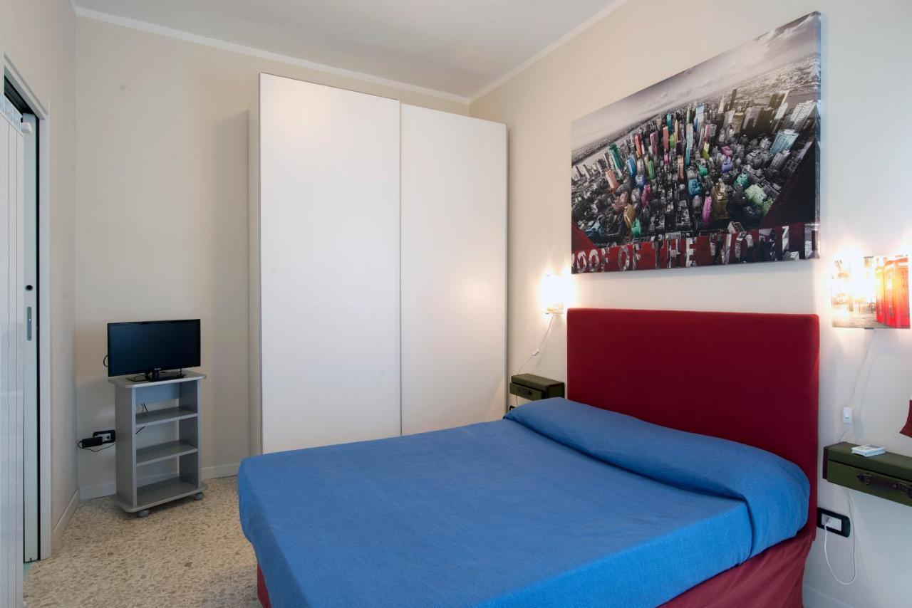 Le Rondini Bed and Breakfast Napels Buitenkant foto
