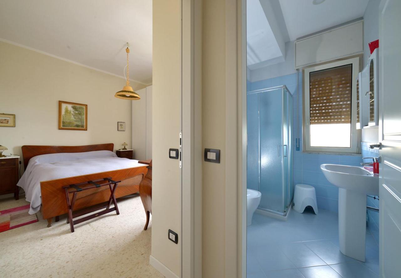 Le Rondini Bed and Breakfast Napels Buitenkant foto